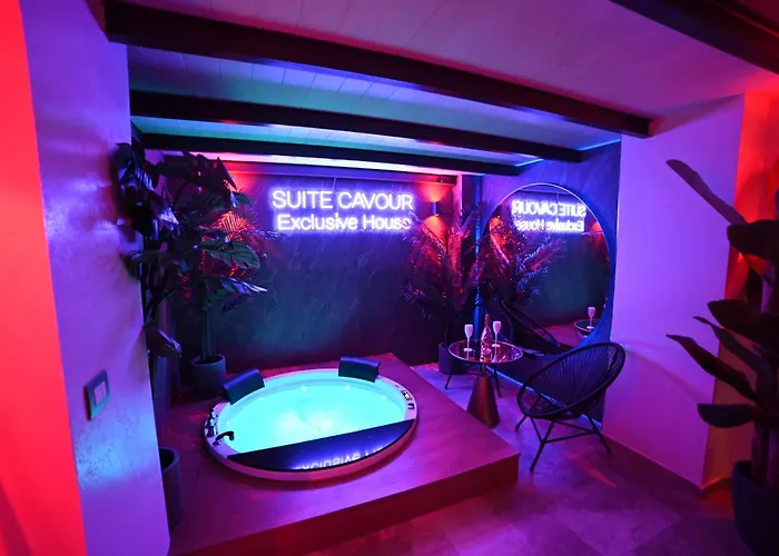 Suite Cavour Exclusive House Private Luxury Spa